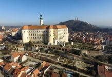 CO JE VÍC, NEŽ MOŘE? DRUHÁ DOVOLENÁ NA NAŠICH VINICÍCH