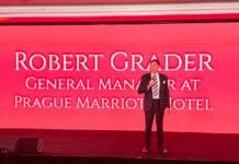 MARRIOTT 25 LET V PRAZE. Ikona pohostinství v srdci historického centra hýčká hosty luxusem i důrazem na lokálnost Oslavy25 let hotelu Marriott