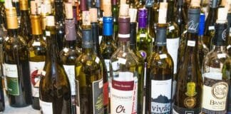 AMERIKU UCHVÁTILA PÁLAVA. Soutěž v newyorském Rochesteru vynesla našim vinařům 122 medailí