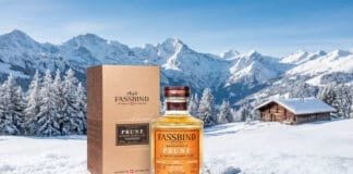 Vánoční dárek i doušek pro nový rok. Limitovaná edice švýcarské pálenky Fassbind pro Česko